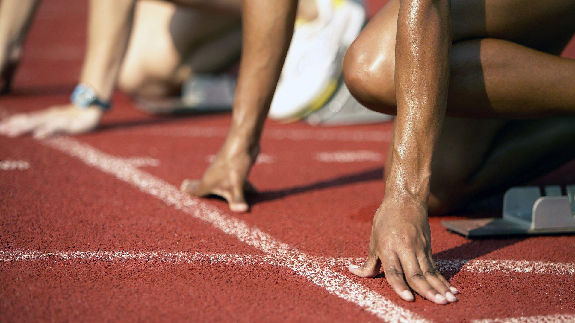 巴克利直言比尔场均20分无悬念 但质疑其非球队第一选择定位引热议