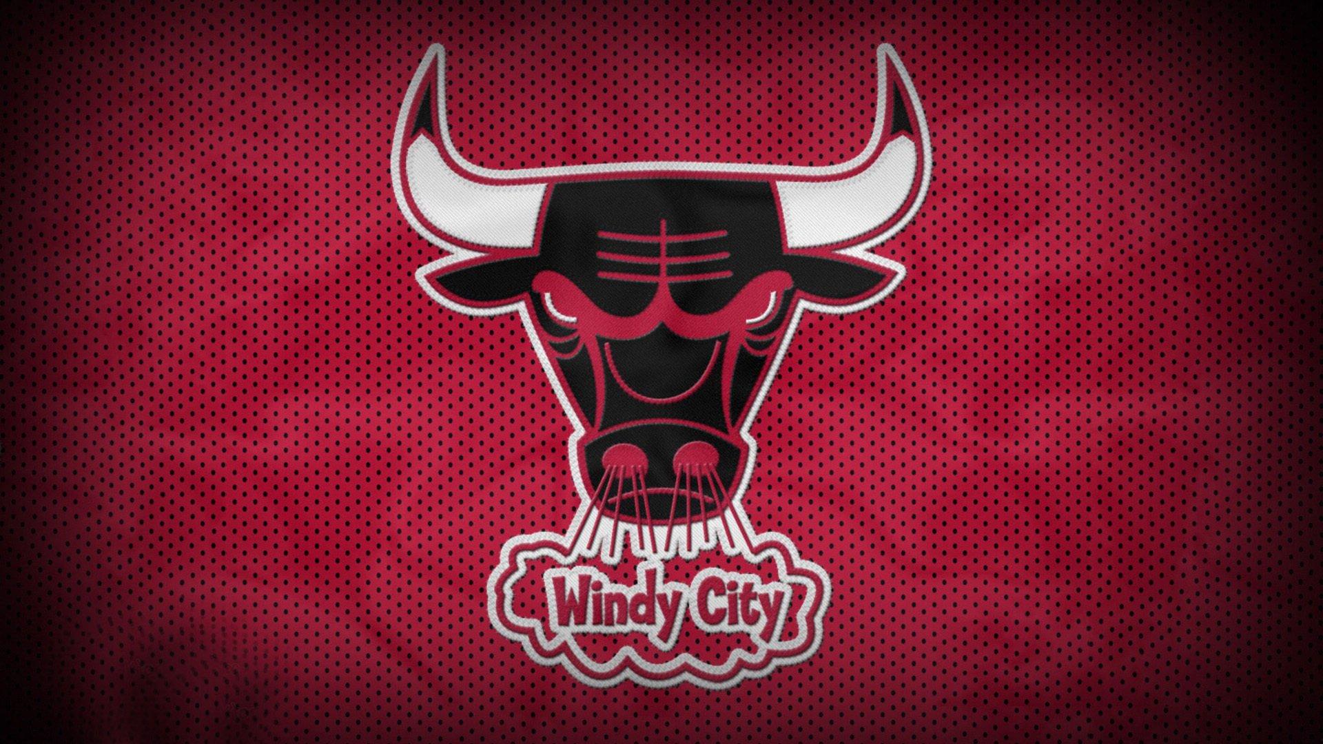 绿茵不朽！穆勒二十五载赤诚铸传奇，安联全场起立高歌致敬拜仁灵魂